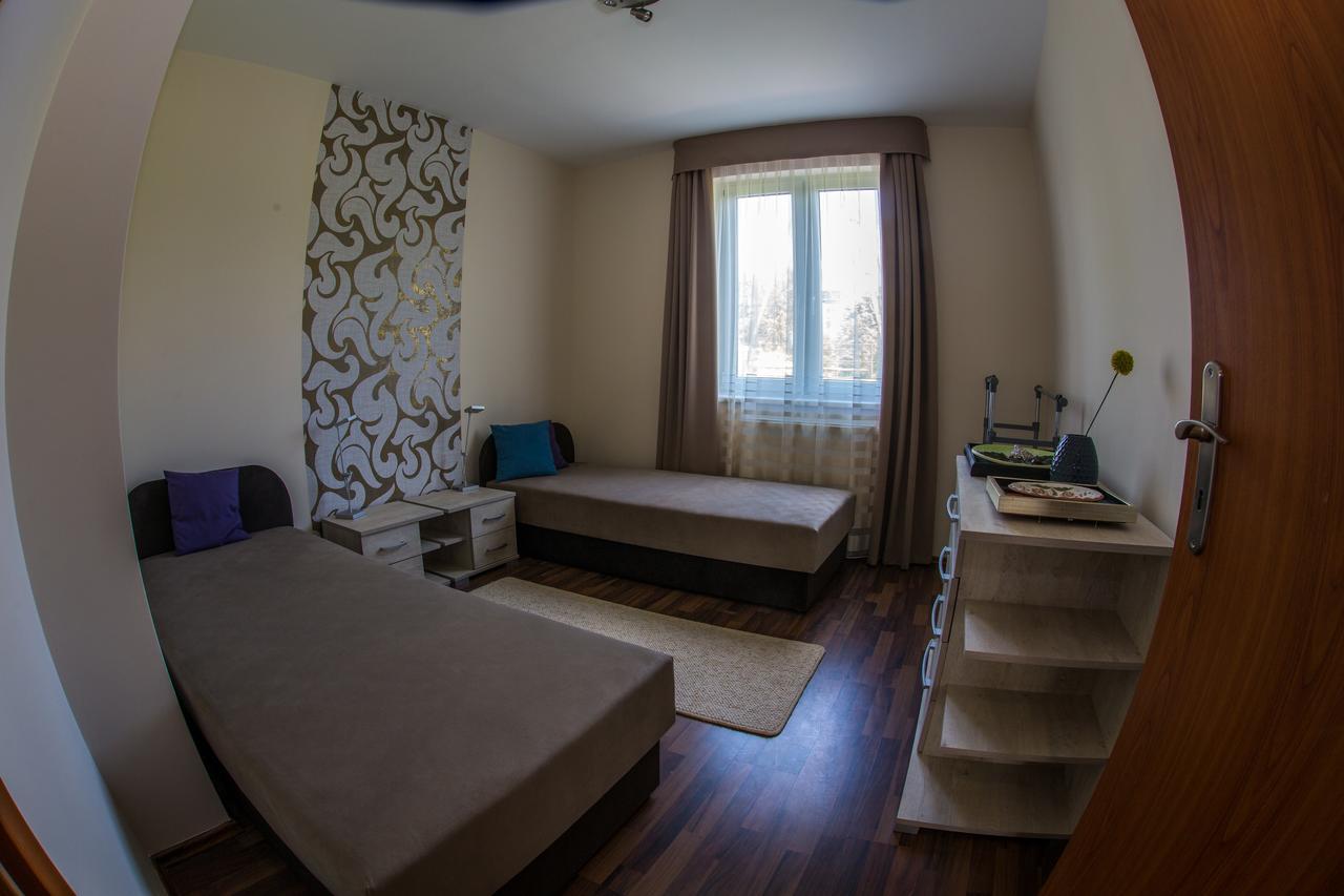Aqua Line Apartmanhaz Hajdúszoboszló 外观 照片