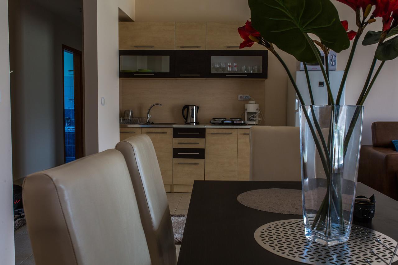 Aqua Line Apartmanhaz Hajdúszoboszló 外观 照片