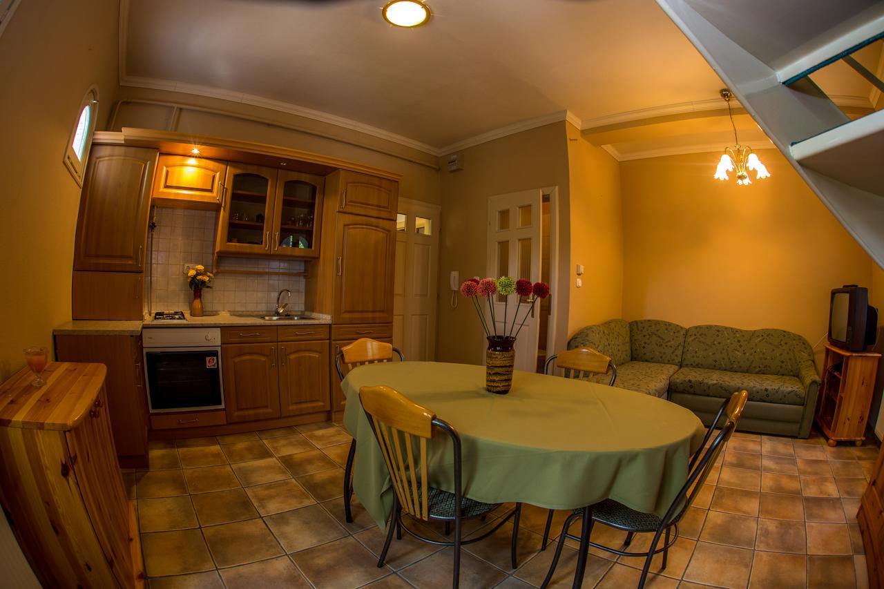 Aqua Line Apartmanhaz Hajdúszoboszló 外观 照片