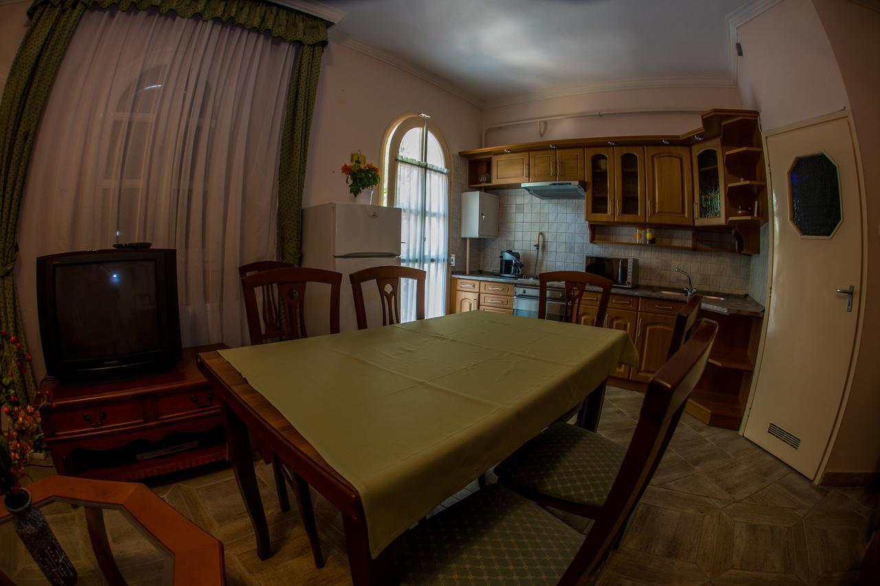 Aqua Line Apartmanhaz Hajdúszoboszló 外观 照片