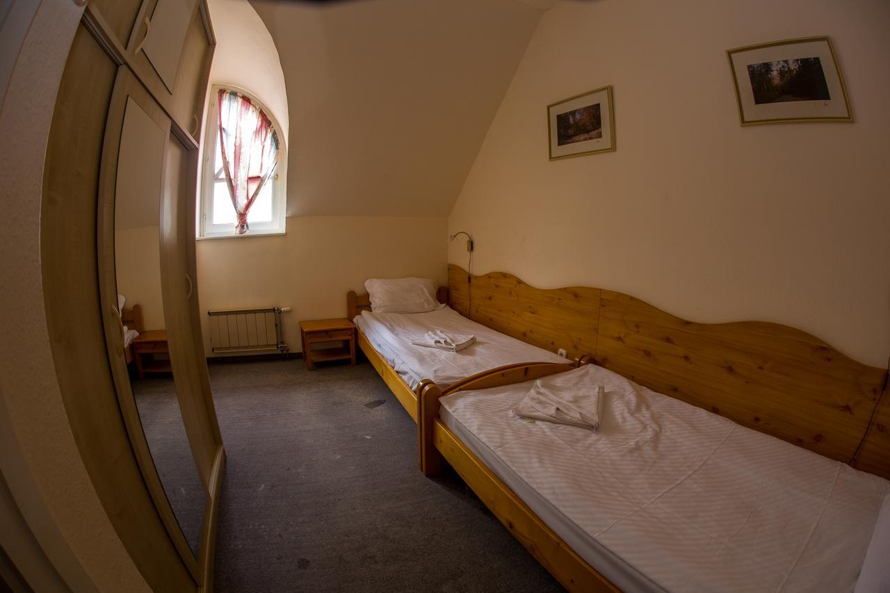 Aqua Line Apartmanhaz Hajdúszoboszló 外观 照片