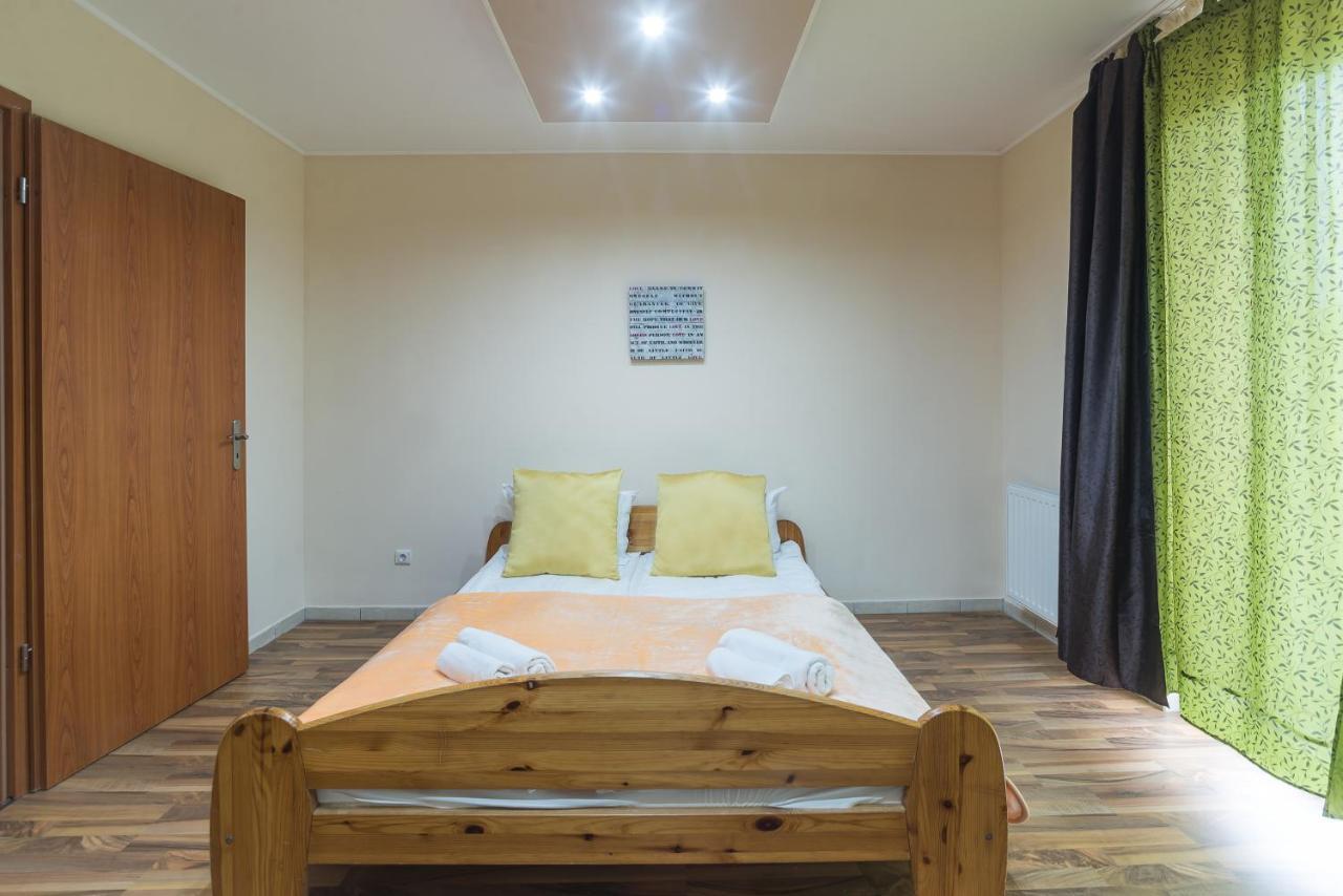 Aqua Line Apartmanhaz Hajdúszoboszló 外观 照片